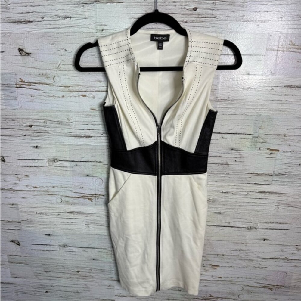 Bebe Black and White Zippered Dress bodycon size 2